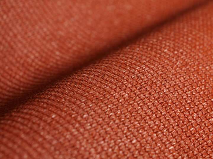 Outdoor-Sonnensegel JANE in terracotta (070). Outdoor-Sonnensegel JANE in terracotta (070).