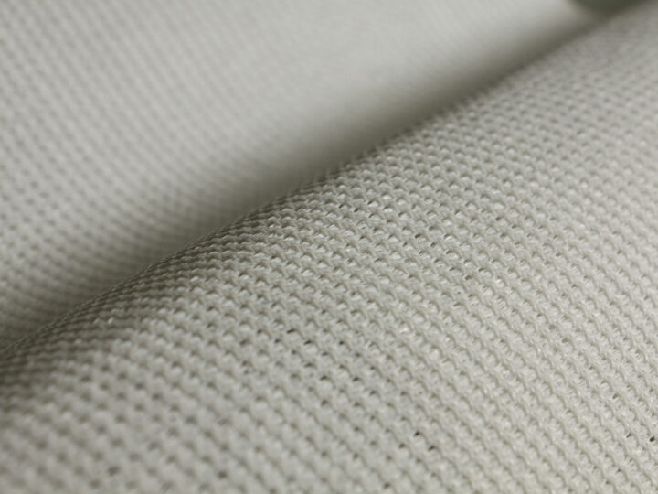 Outdoor-Sonnensegel JANE in weiss (010). Outdoor-Sonnensegel JANE in weiss (010).