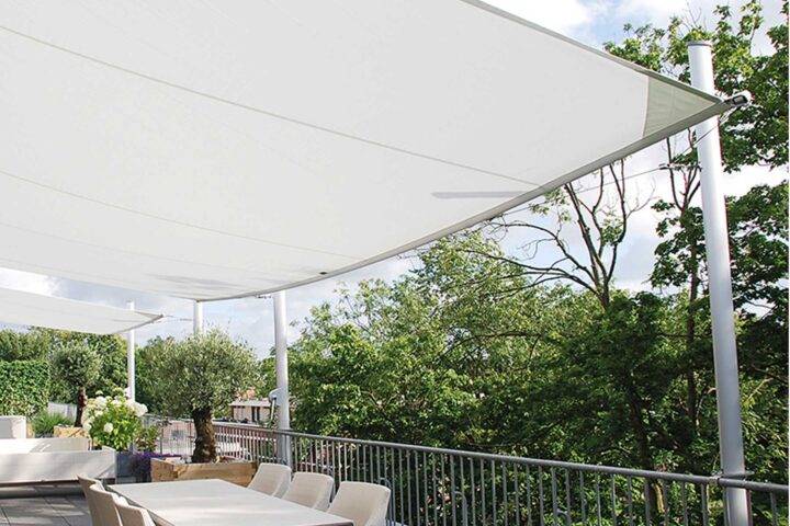 Automatisch ausziehbares Sonnensegel SOLIDAY CS