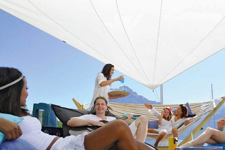 Manuell aufrollbares Sonnensegel SOLIDAY M