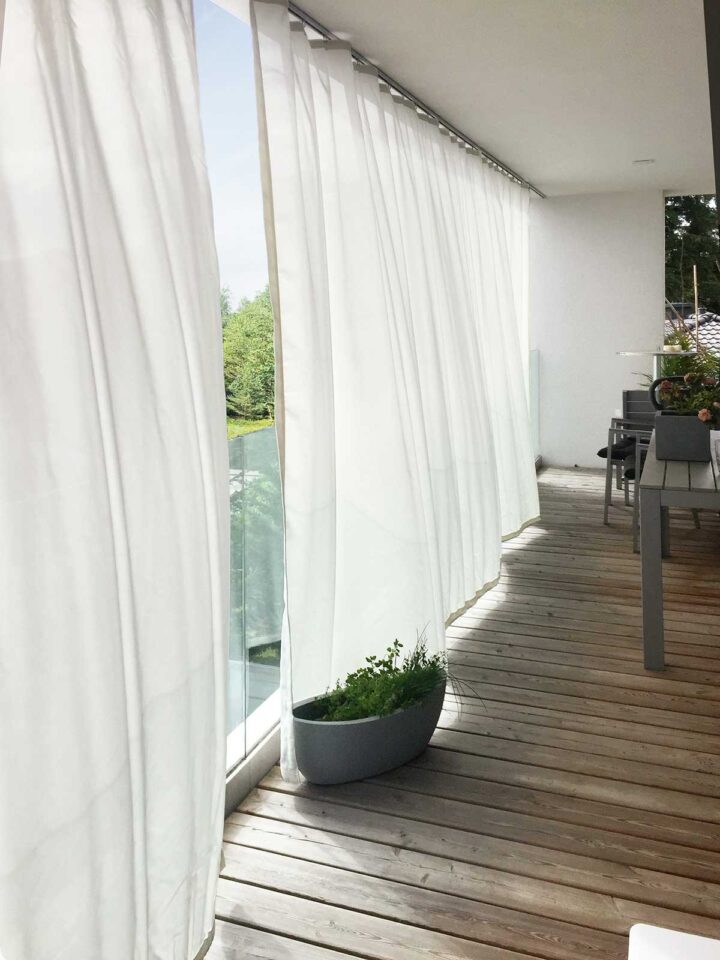 Stilvolle Outdoor-Vorhänge nach Mass (Modell MYKONOS).