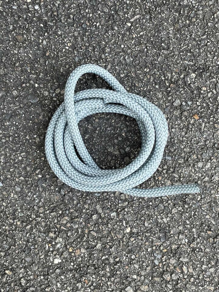 Strapazierfähiges Seil für Sonnensegel mit 6mm Durchmesser.